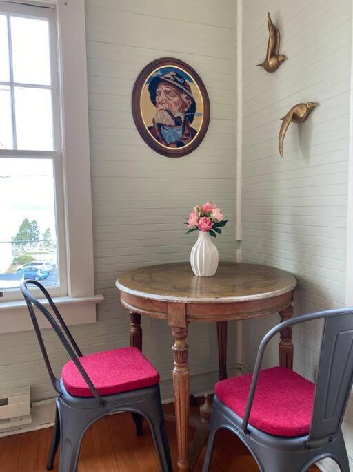 Historic Downtown Riverview Flat, No 3 Astoria Buitenkant foto