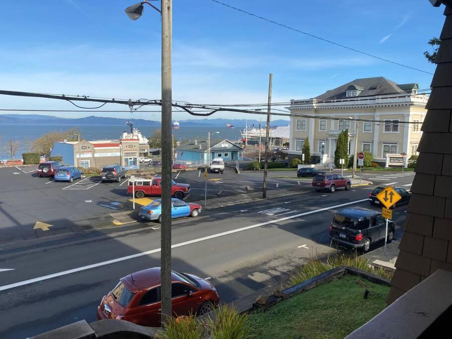 Historic Downtown Riverview Flat, No 3 Astoria Buitenkant foto