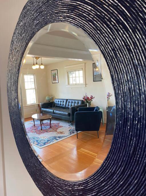 Historic Downtown Riverview Flat, No 3 Astoria Buitenkant foto