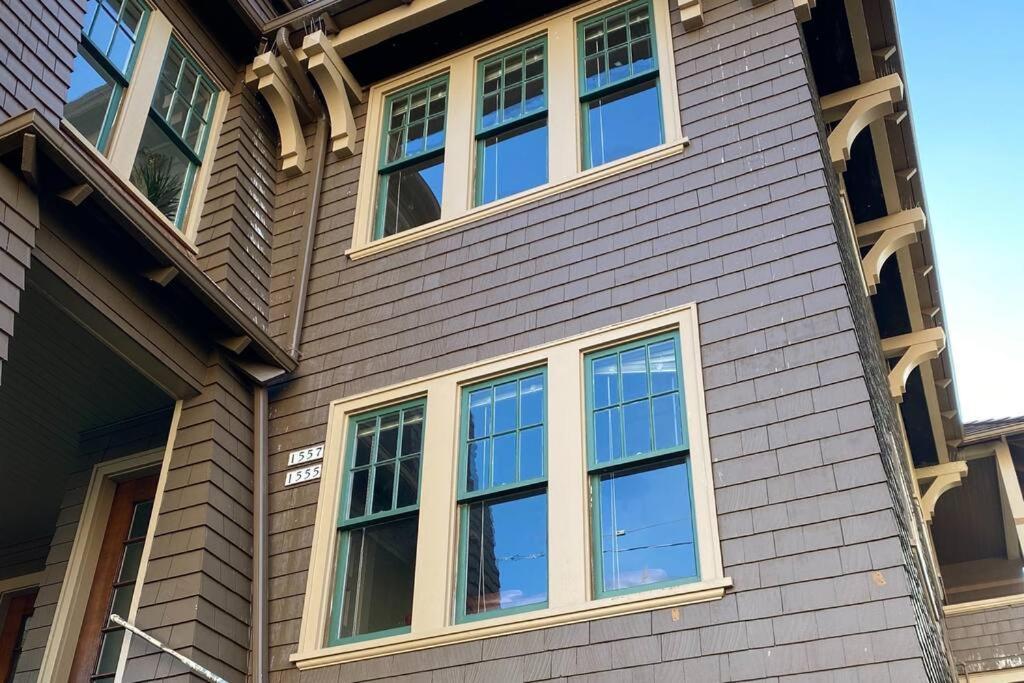 Historic Downtown Riverview Flat, No 3 Astoria Buitenkant foto